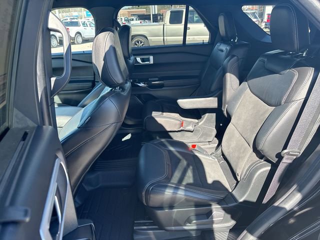 Certified 2022 Ford Explorer ST w/ ST Street Pack image 18