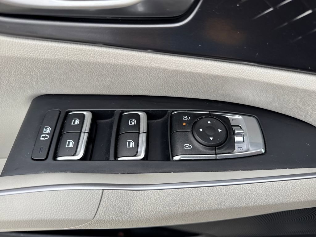 Used 2025 Kia Sorento S image 19