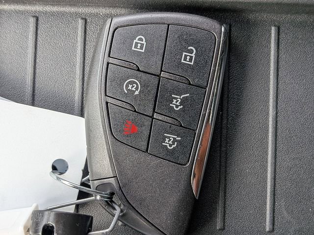 Used 2024 GMC Yukon XL Denali AWD/4WD image 32