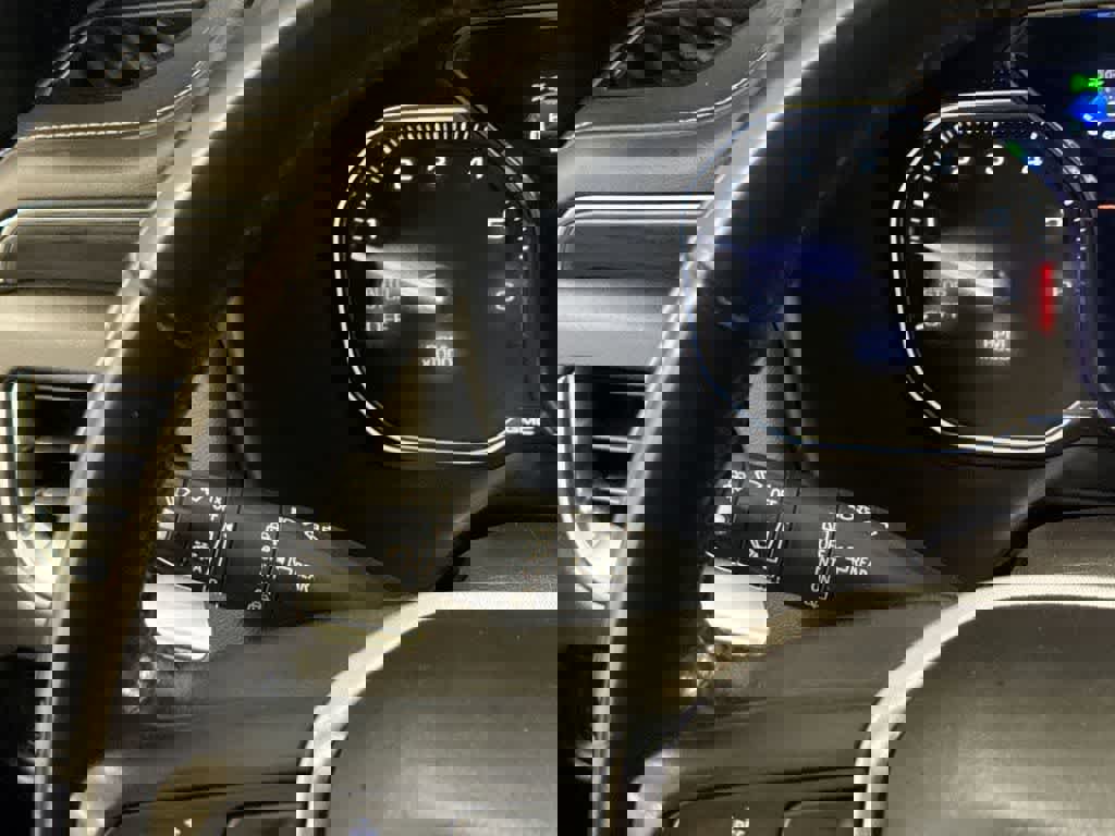 Used 2021 GMC Yukon XL SLT image 27