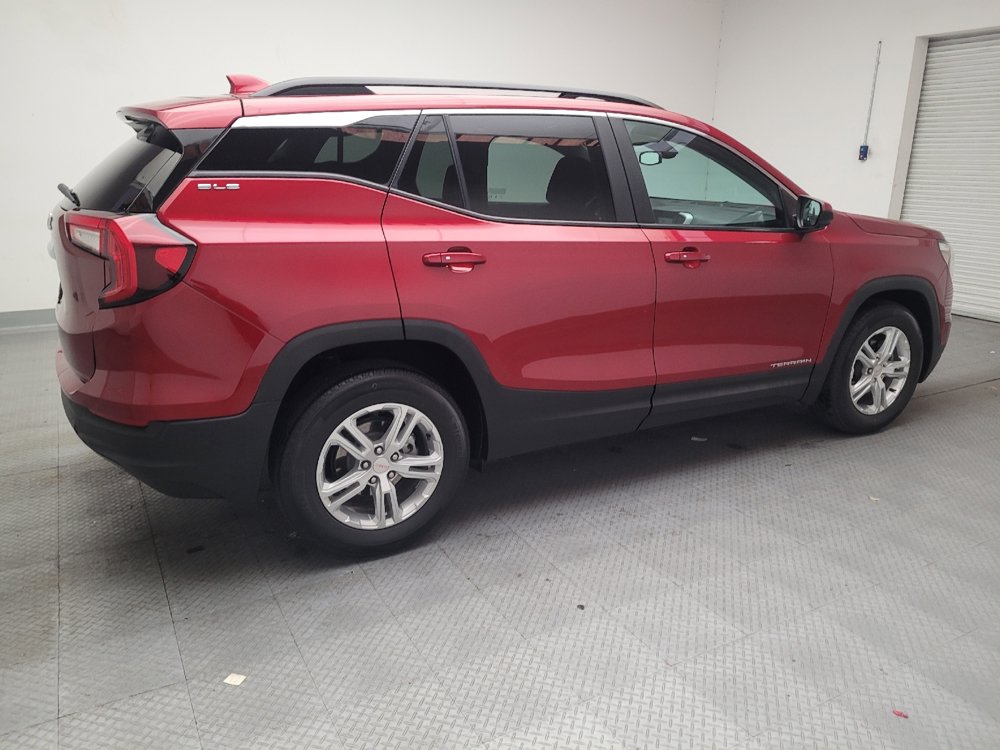 Used 2023 GMC Terrain SLE w/ Driver Convenience Package FWD image 10
