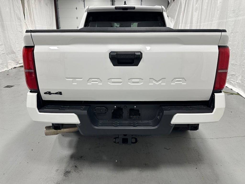 Used 2026 Toyota Tacoma TRD Off-Road AWD/4WD image 6