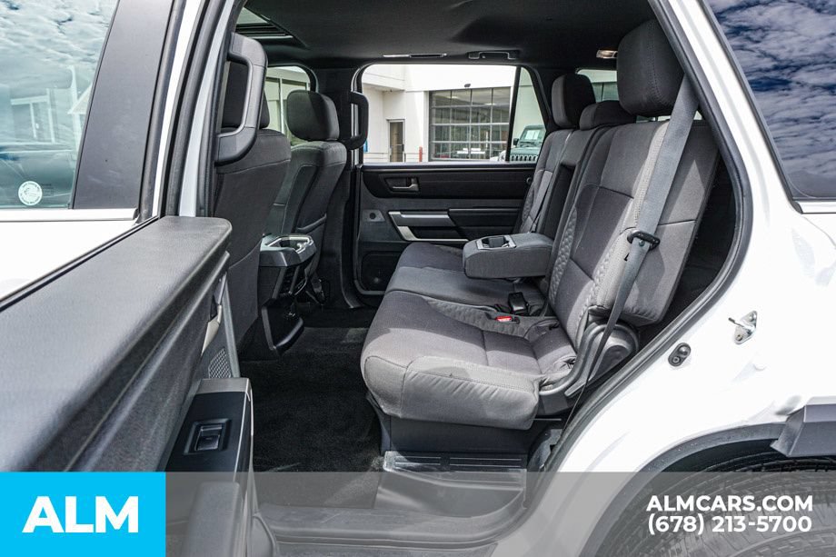 Used 2025 Toyota Sequoia SR5 AWD/4WD image 20
