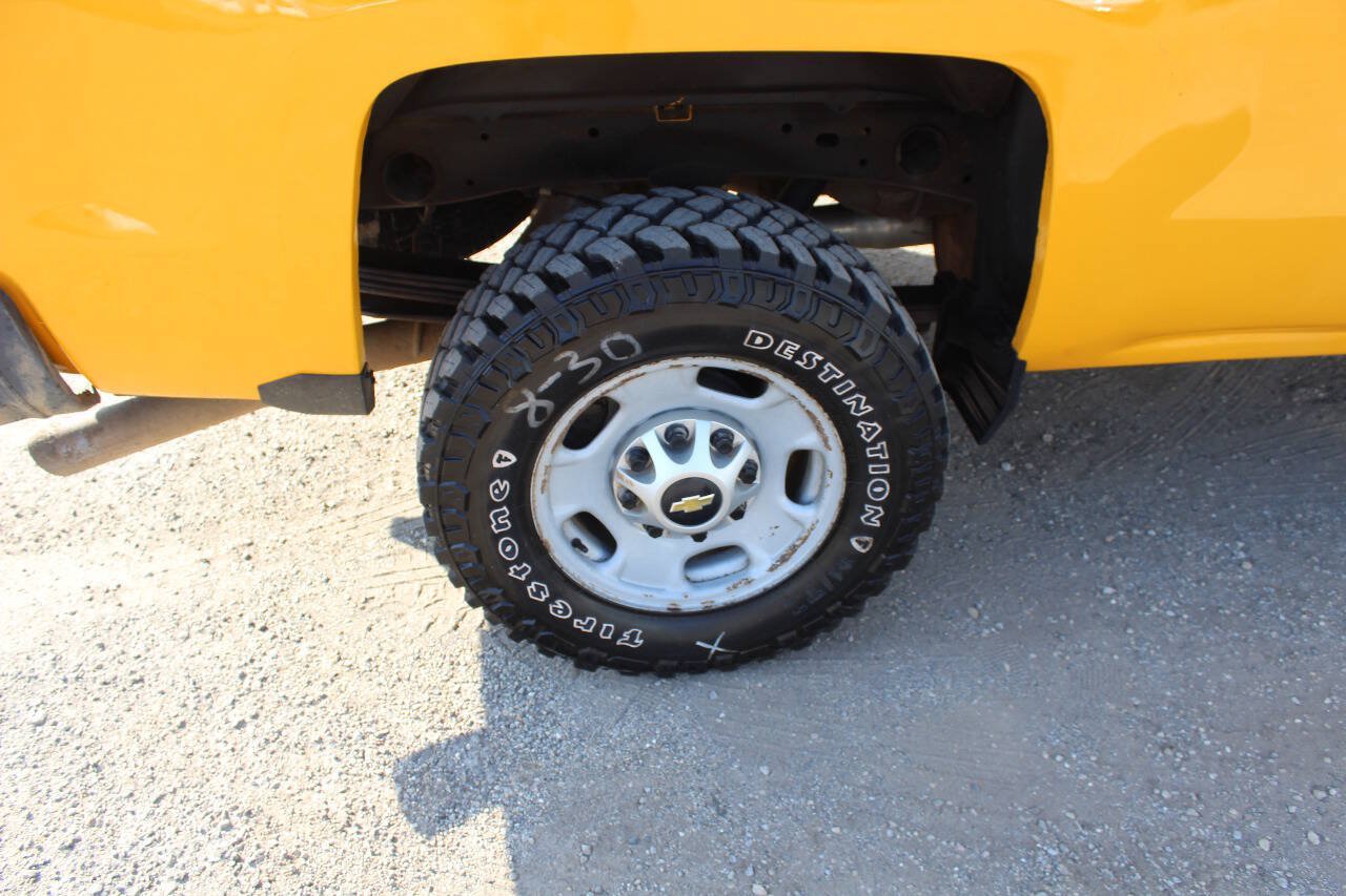 Used 2015 Chevrolet Silverado 2500 W/T AWD/4WD image 23