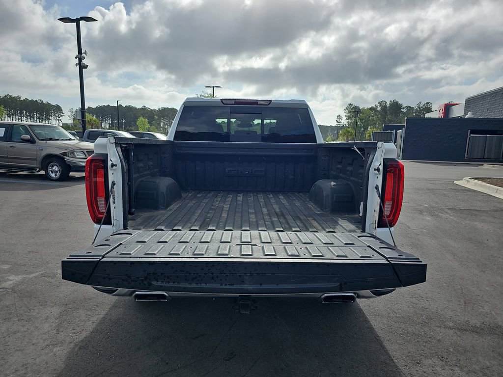 Used 2023 GMC Sierra 1500 SLT w/ SLT Premium Package image 16