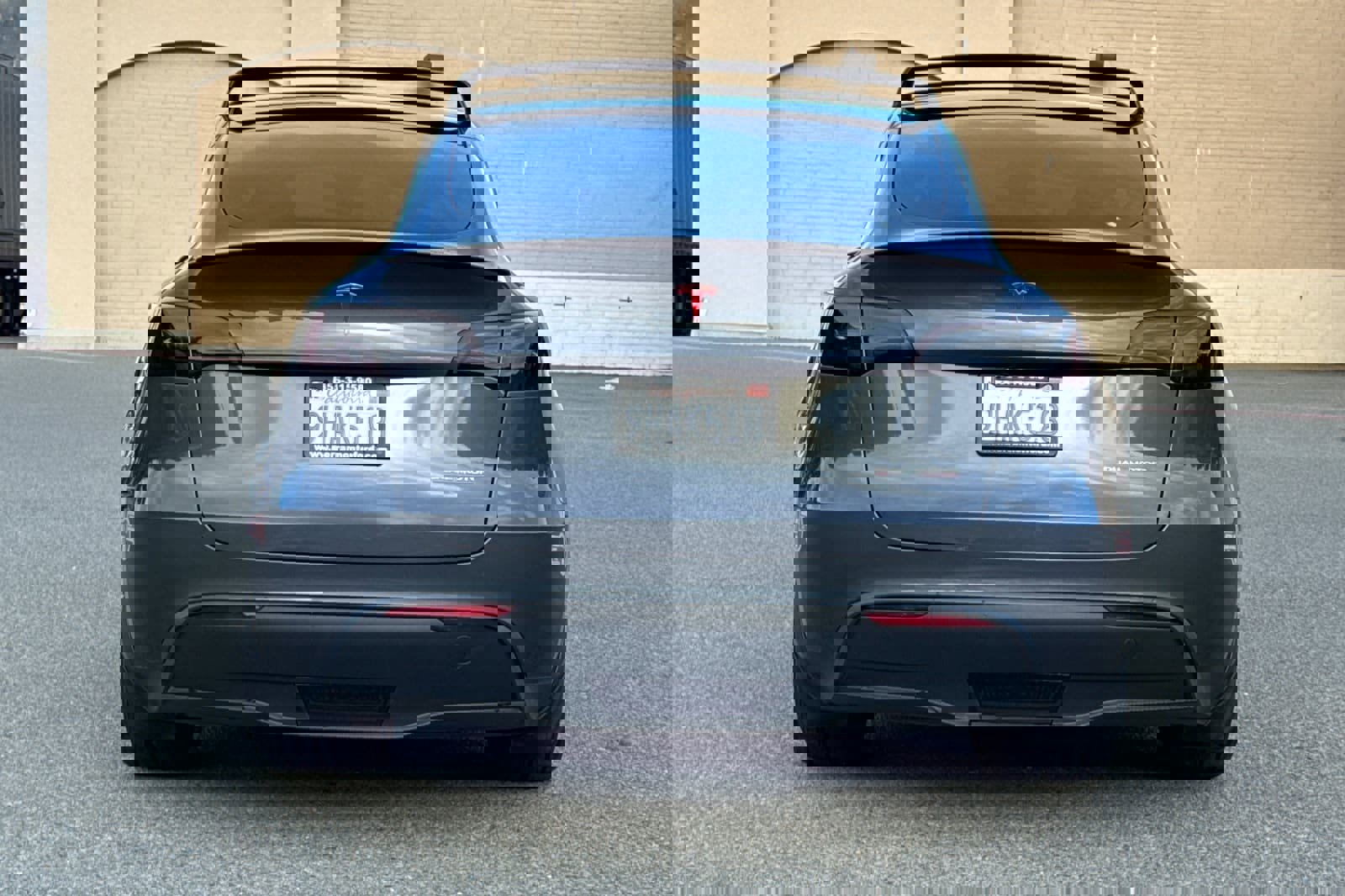 Used 2023 Tesla Model Y Performance image 5