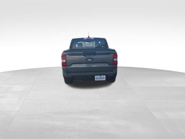 New 2025 Ford Maverick Lariat w/ Black Appearance Package image 5
