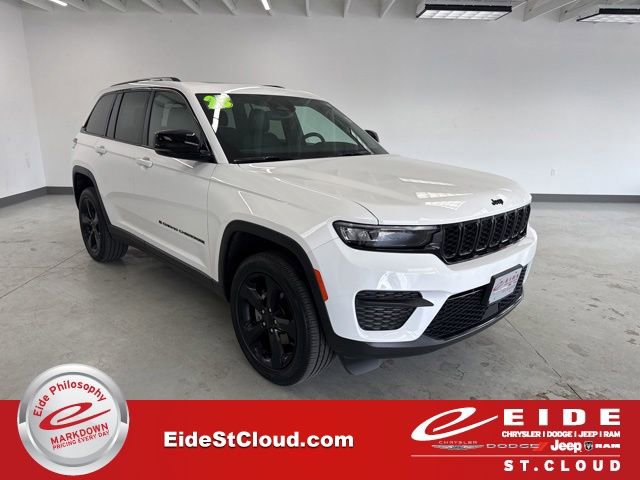 Used 2023 Jeep Grand Cherokee Altitude