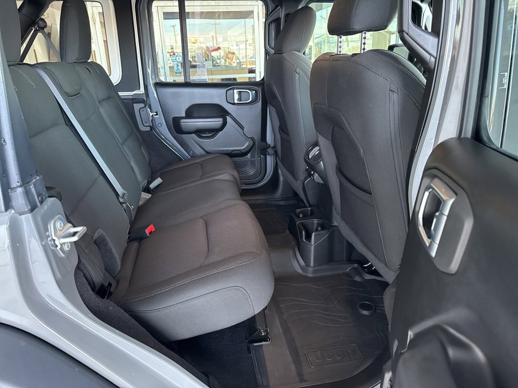 Used 2023 Jeep Wrangler Altitude image 24