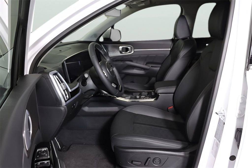 New 2025 Kia Sorento SX image 18