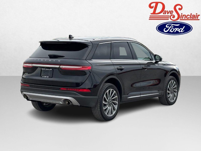 Used 2023 Lincoln Corsair Reserve FWD image 7