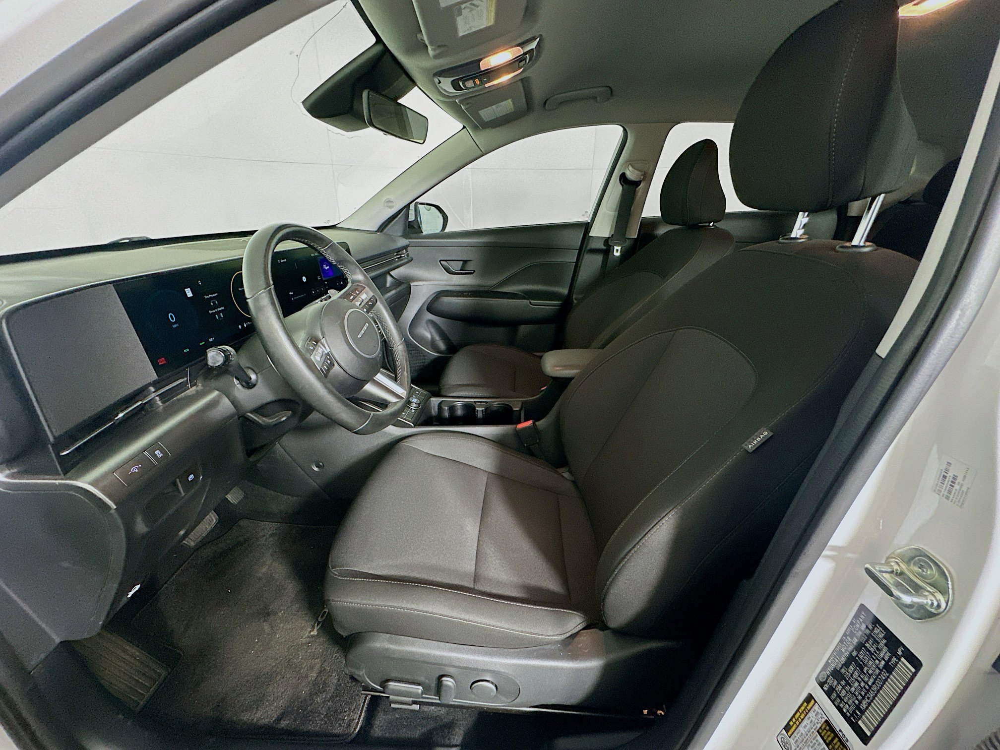 Used 2024 Hyundai Kona SEL FWD image 13