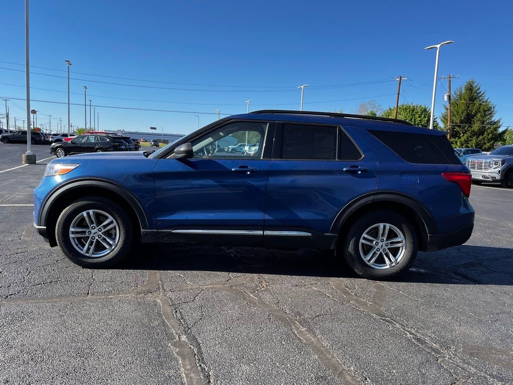 Used 2022 Ford Explorer XLT w/ Class IV Trailer Tow Package image 8