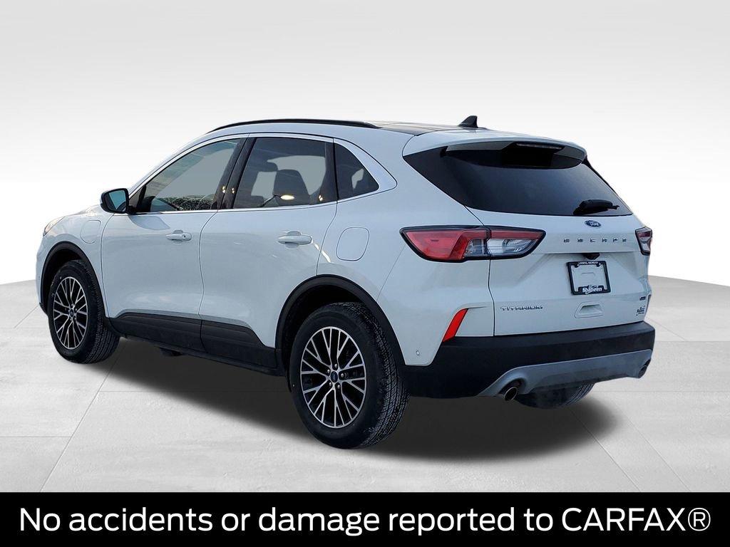 Used 2022 Ford Escape Titanium w/ Titanium Premium Package image 4