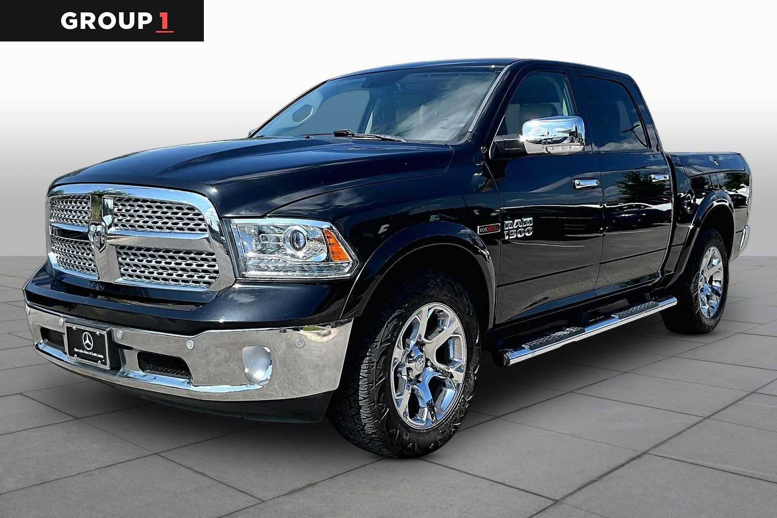 Used 2017 RAM 1500 Laramie w/ Convenience Group AWD/4WD image 1
