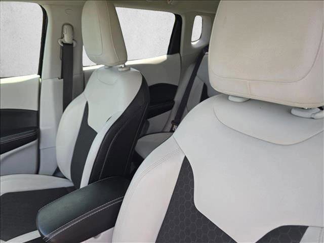 Used 2020 Jeep Compass Latitude image 14