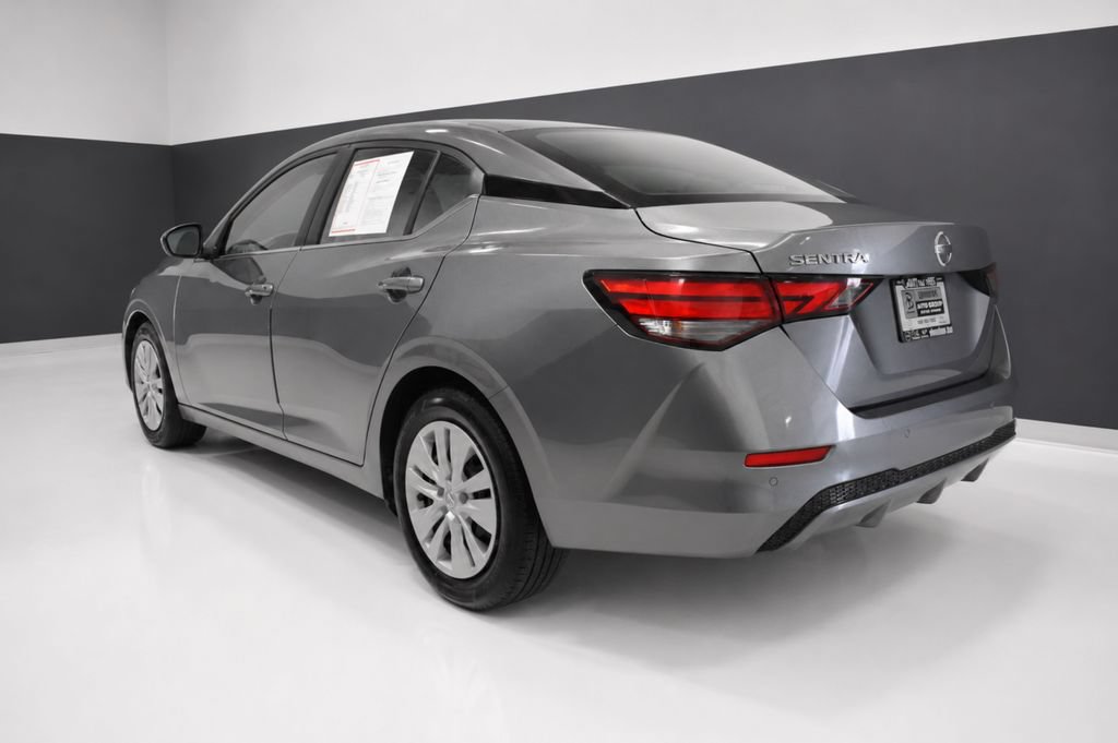 Certified 2023 Nissan Sentra S FWD image 3