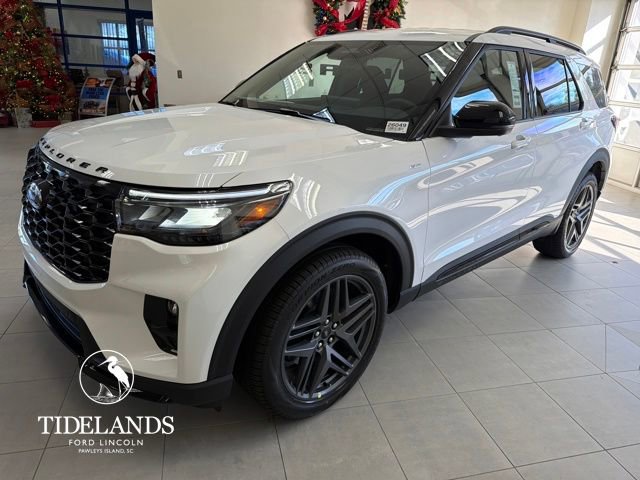 New 2026 Ford Explorer ST-Line w/ ST-Line Street Pack image 4