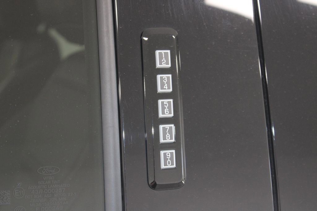 Used 2024 Ford F150 Raptor image 22