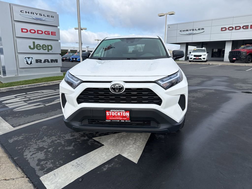Used 2024 Toyota RAV4 LE image 10