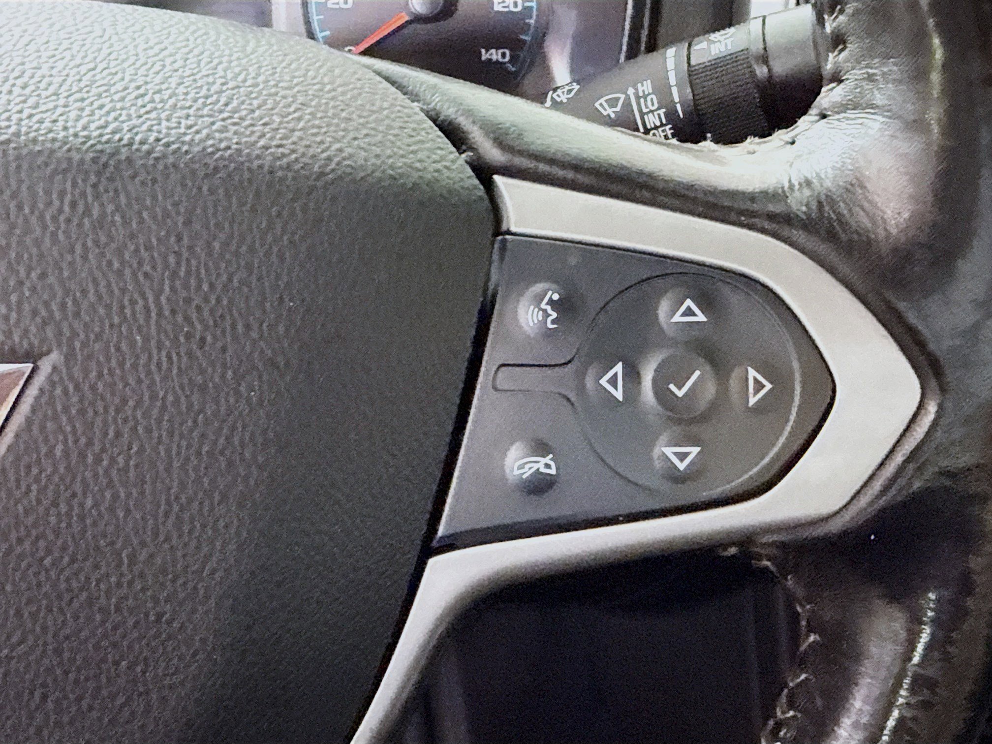 Used 2022 Chevrolet Colorado LT w/ Fleet Safety Package RWD image 15