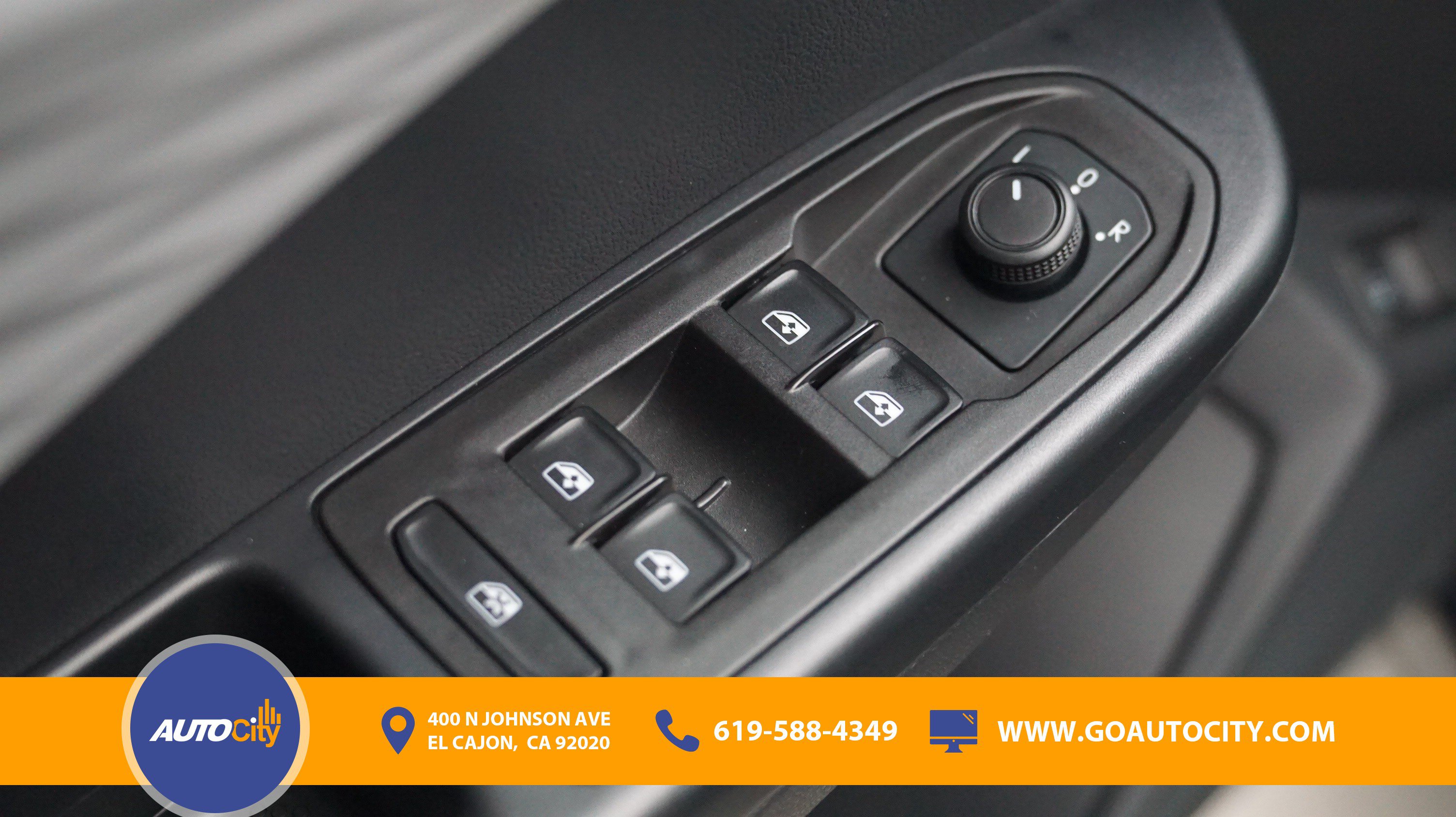 Used 2024 Volkswagen Taos S FWD image 17