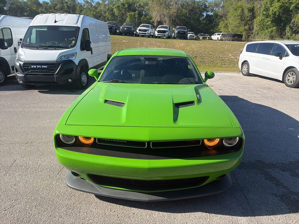 Certified 2017 Dodge Challenger R/T Scat Pack w/ Dynamics Package RWD image 2