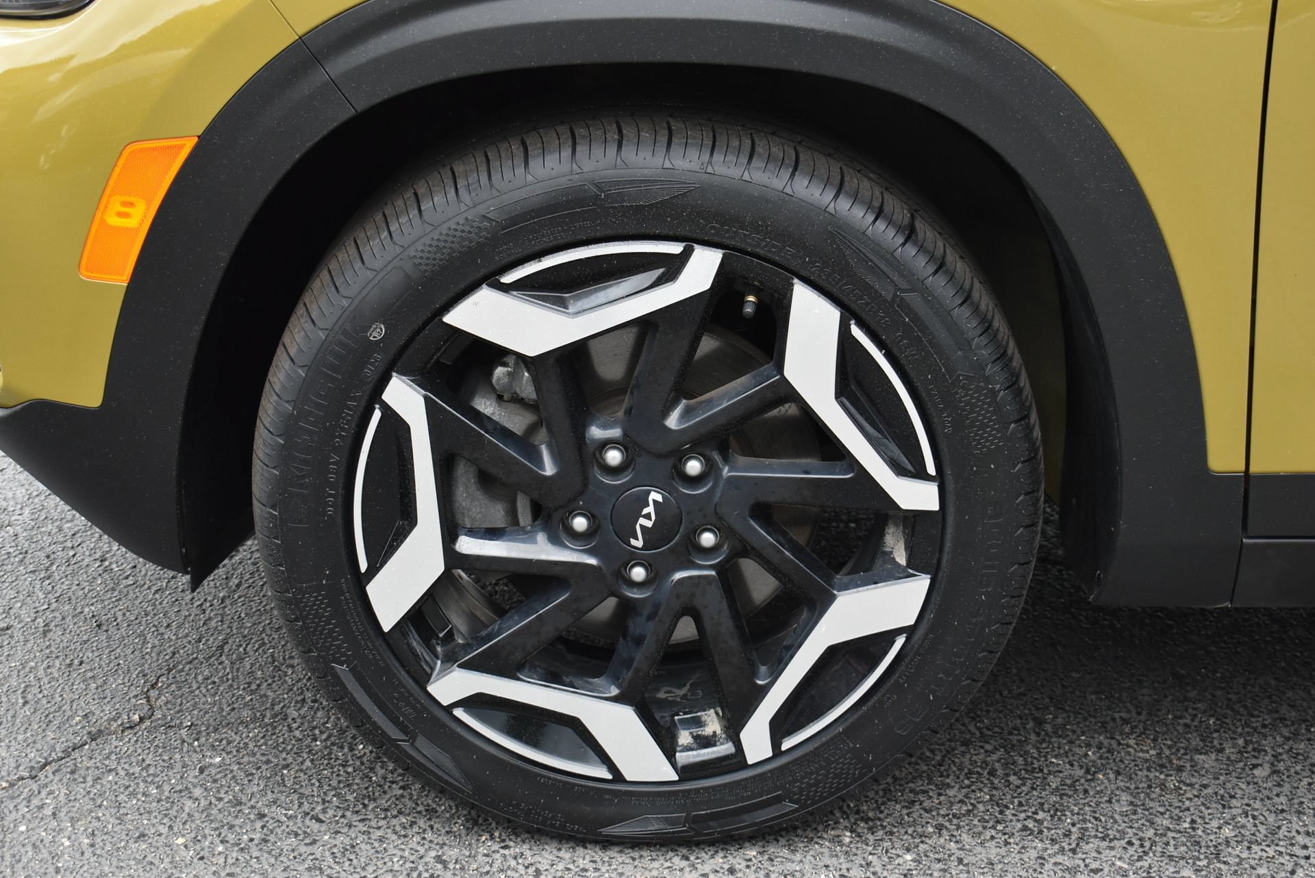 Used 2024 Kia Seltos SX w/ SX Sunroof Package AWD/4WD image 10