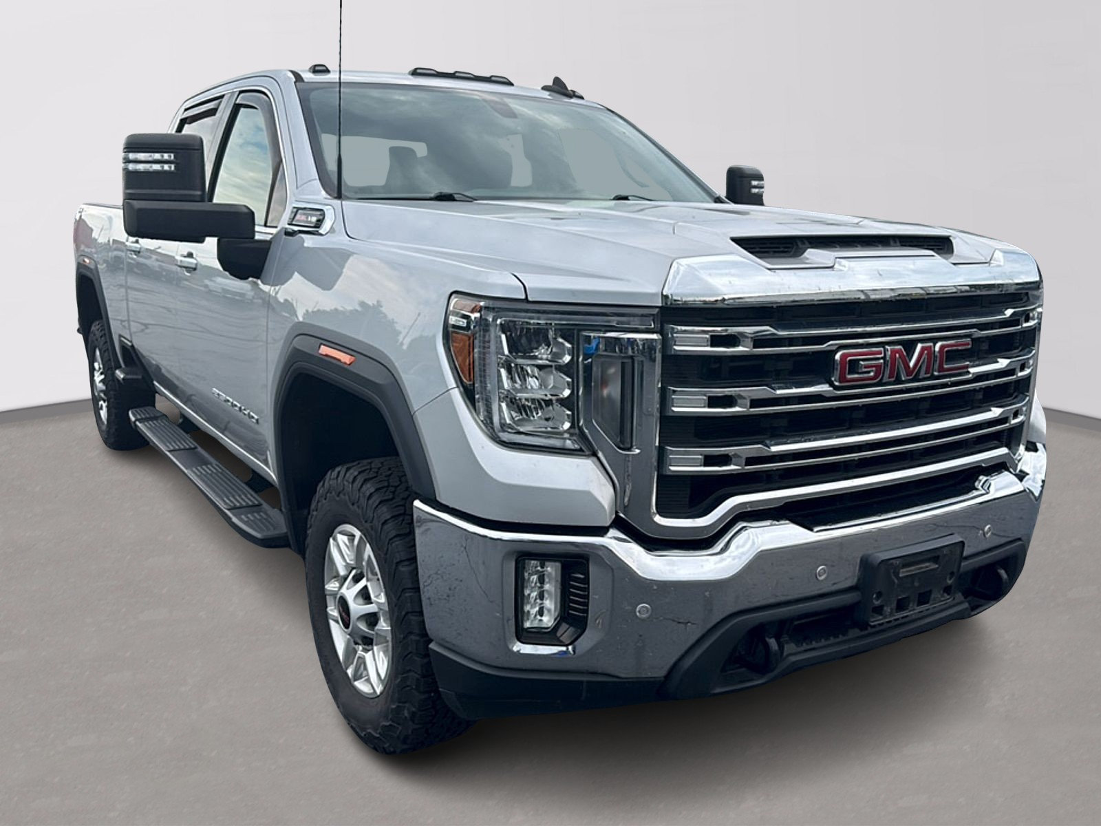 Used 2020 GMC Sierra 2500 SLE w/ SLE Value Package; AWD/4WD image 2