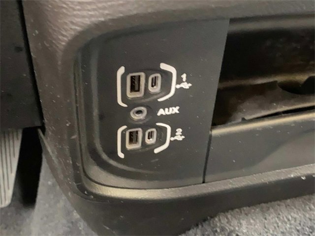 Used 2024 RAM 2500 Big Horn w/ Sport Appearance Package image 27