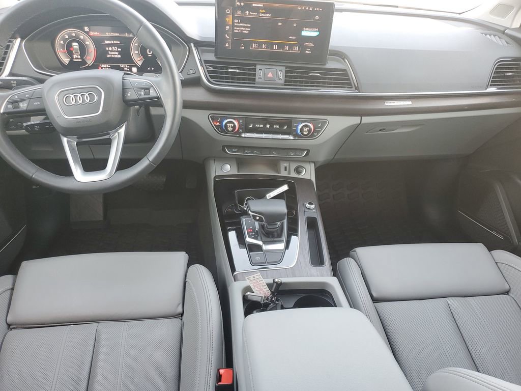 Used 2025 Audi Q5 2.0T Premium Plus image 8