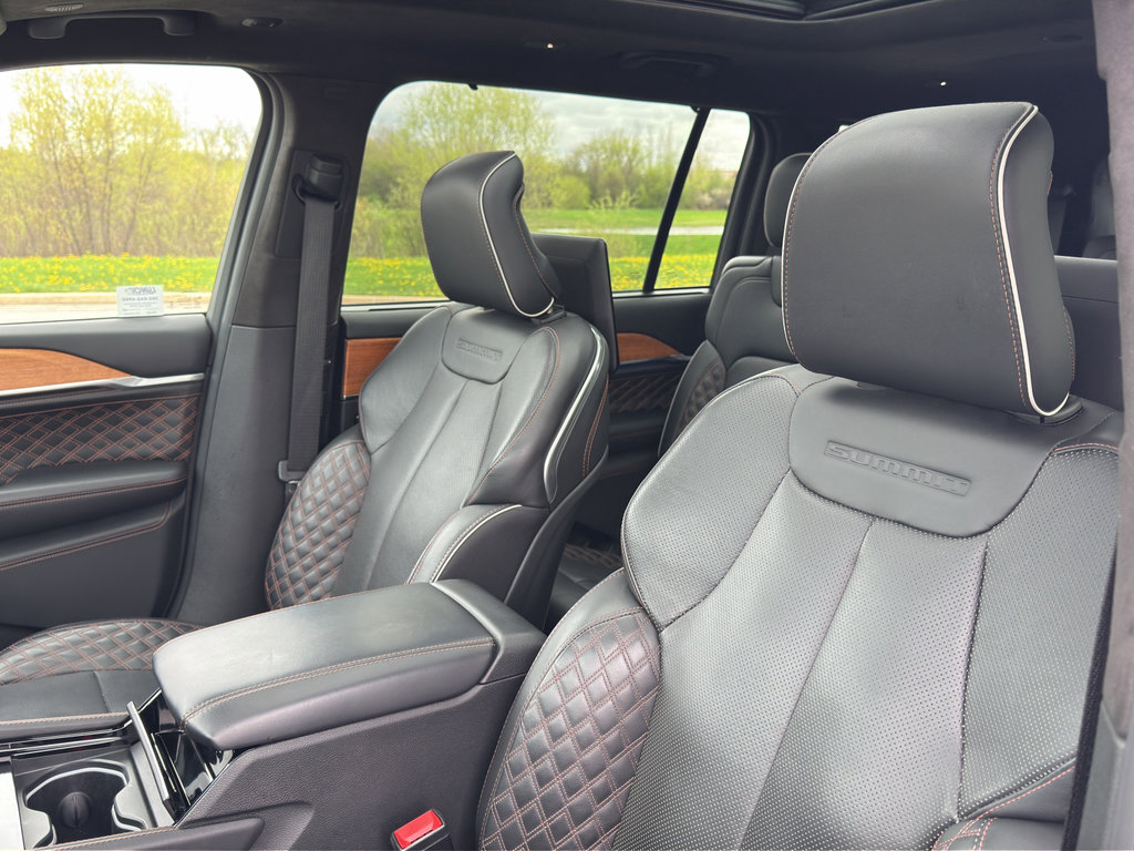 Used 2023 Jeep Grand Cherokee L Summit AWD/4WD image 20