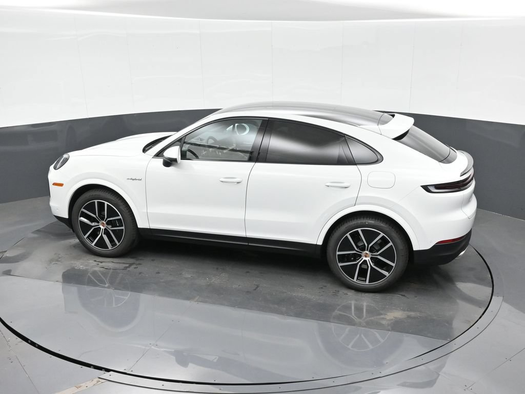 New 2026 Porsche Cayenne E-Hybrid Coupe AWD/4WD image 27