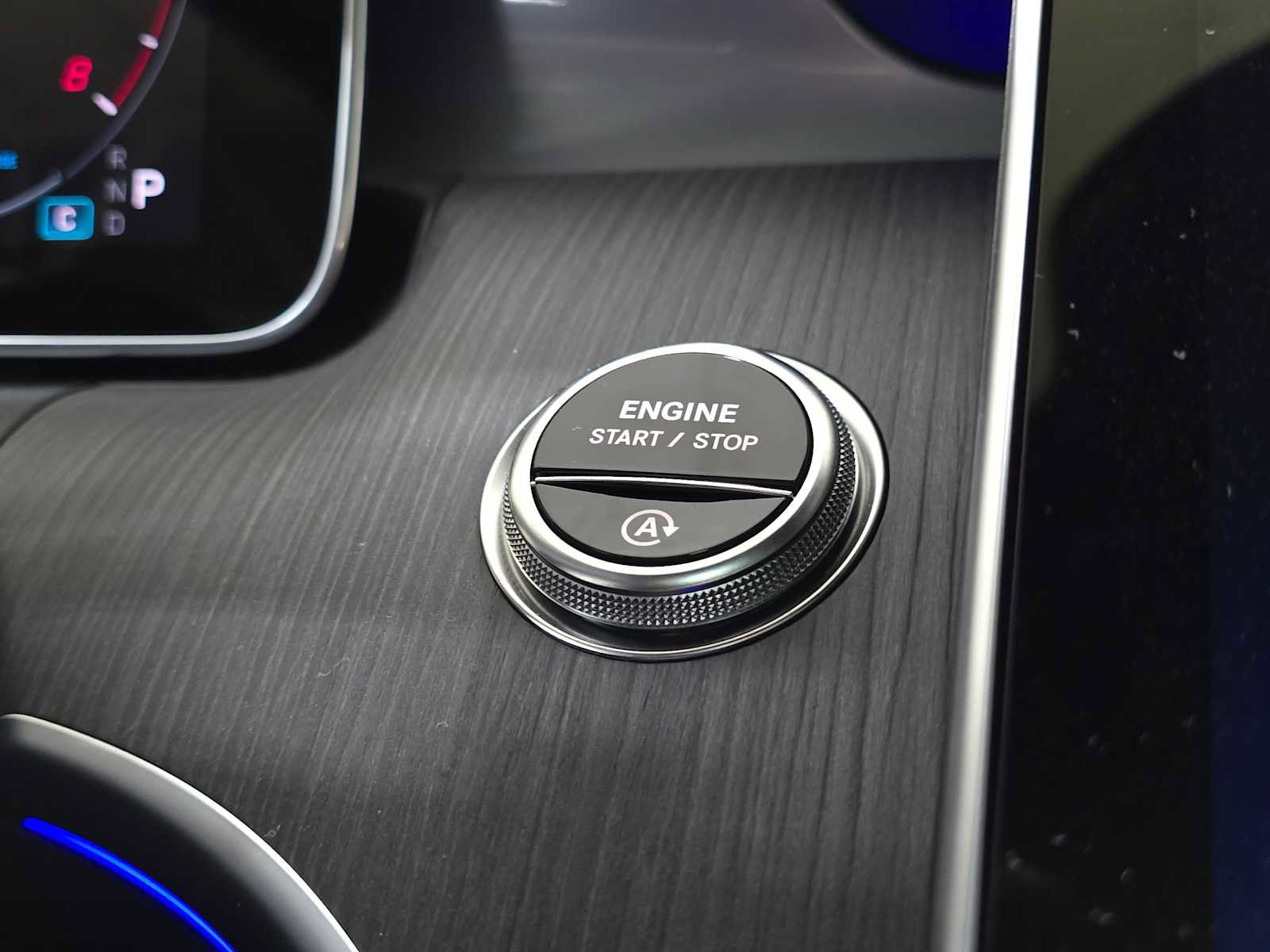 New 2026 Mercedes-Benz CLE 300 4MATIC Coupe image 69