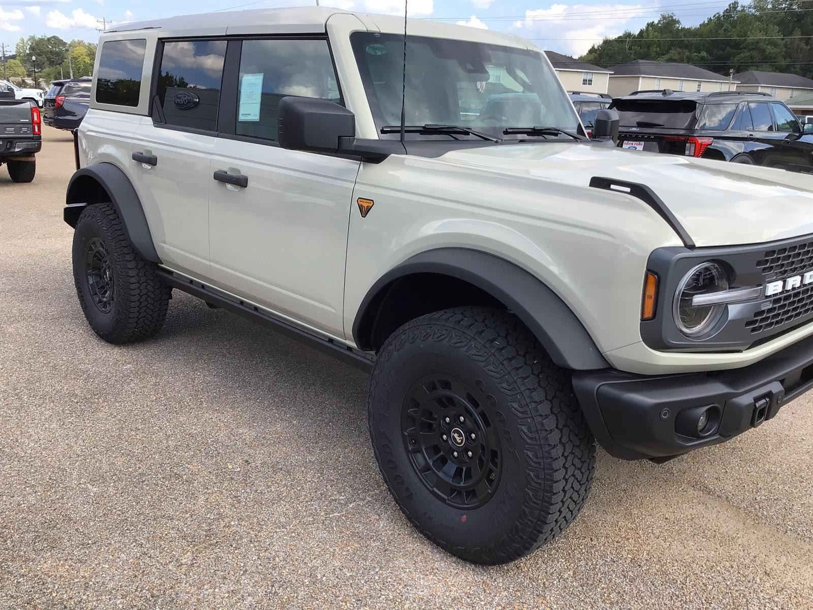 New 2026 Ford Bronco Badlands AWD/4WD image 8