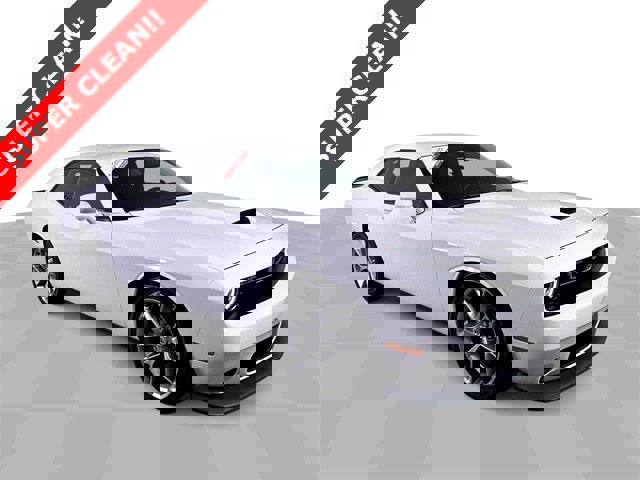 Used 2023 Dodge Challenger GT video 2