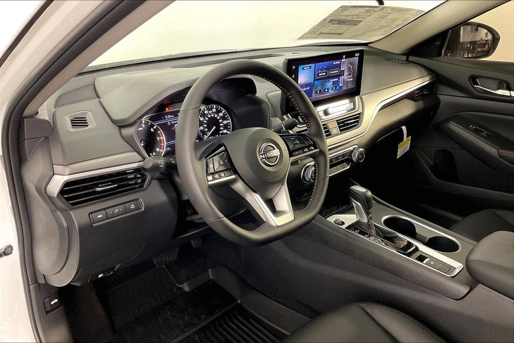 New 2026 Nissan Altima 2.5 SR AWD/4WD image 8