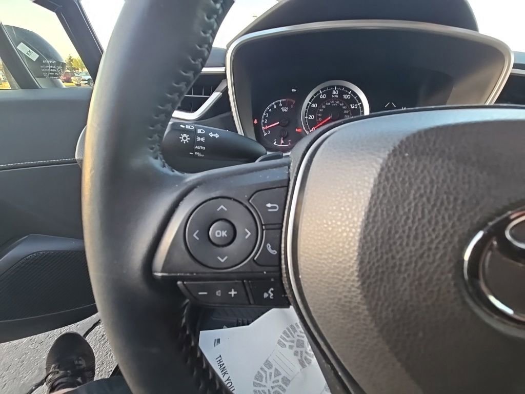 Used 2019 Toyota Corolla SE w/ SE Option Package image 16