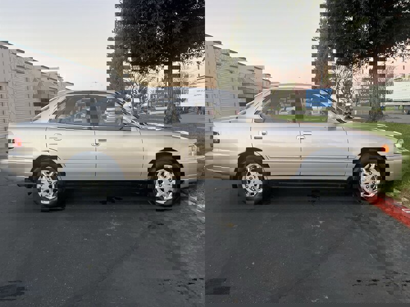 Used 1995 Toyota Camry XLE image 15