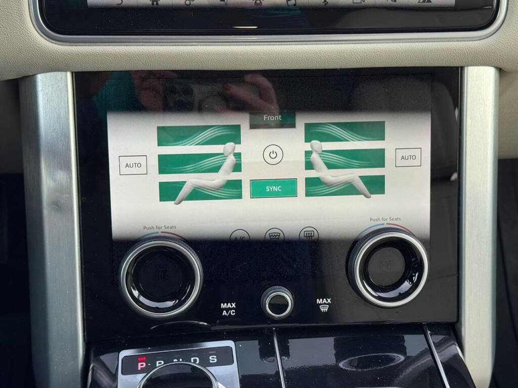 Used 2019 Land Rover Range Rover image 13