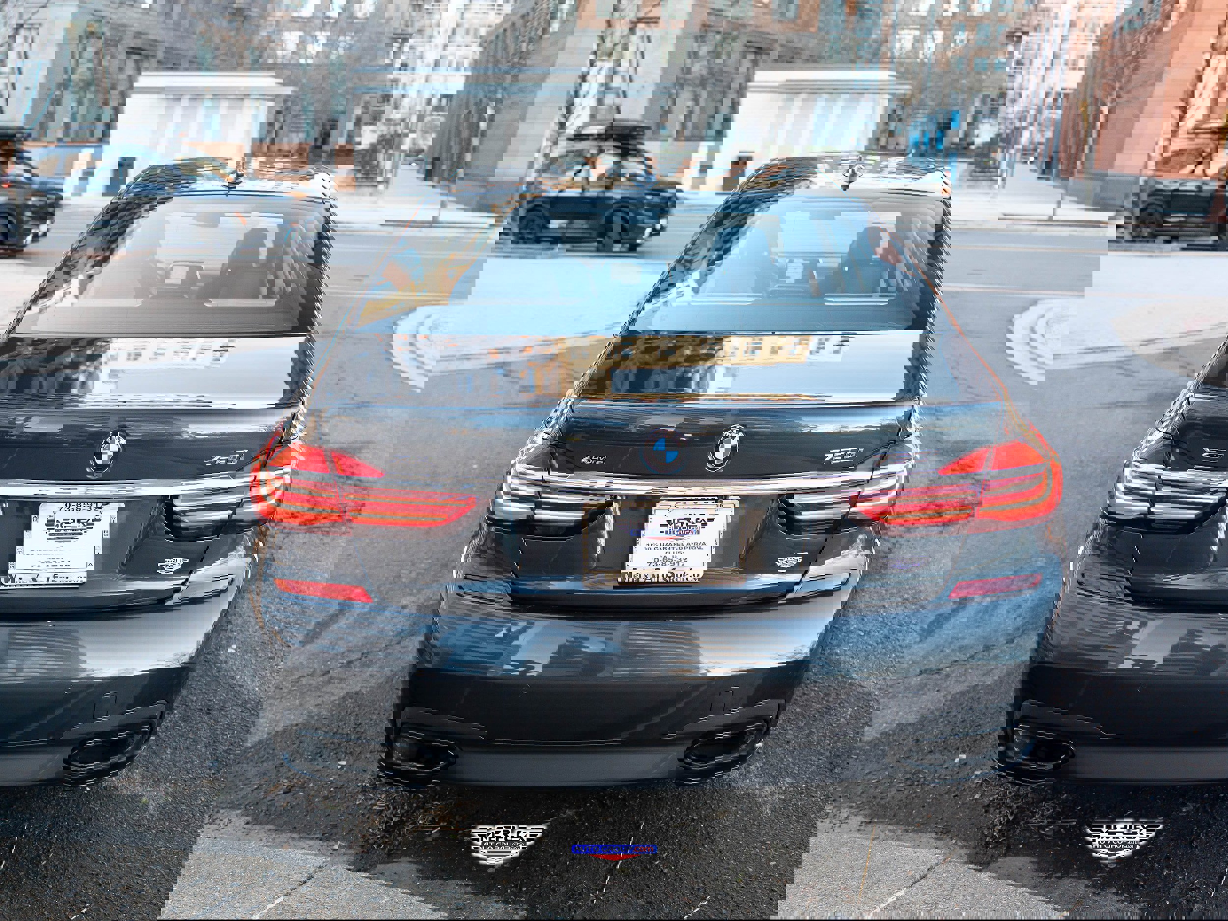 Used 2019 BMW 750i xDrive w/ Executive Package image 6