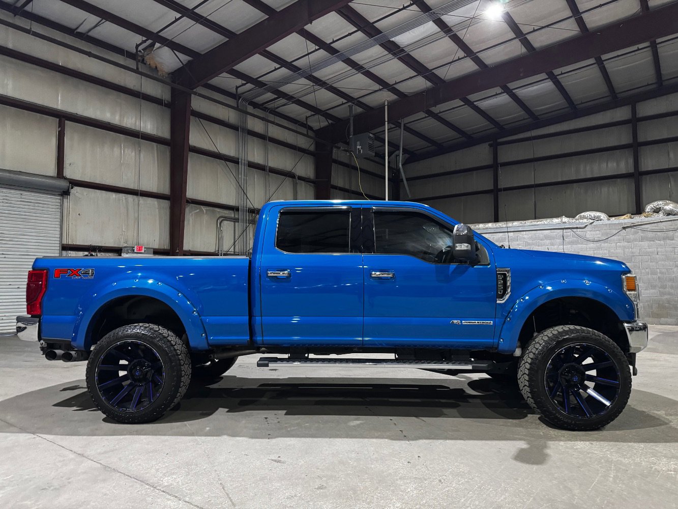 Used 2020 Ford F250 Lariat w/ Lariat Ultimate Package AWD/4WD image 4