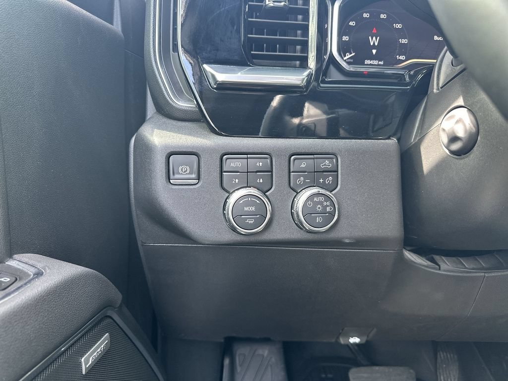 Certified 2025 GMC Sierra 1500 SLT w/ SLT Premium Plus Package AWD/4WD image 18