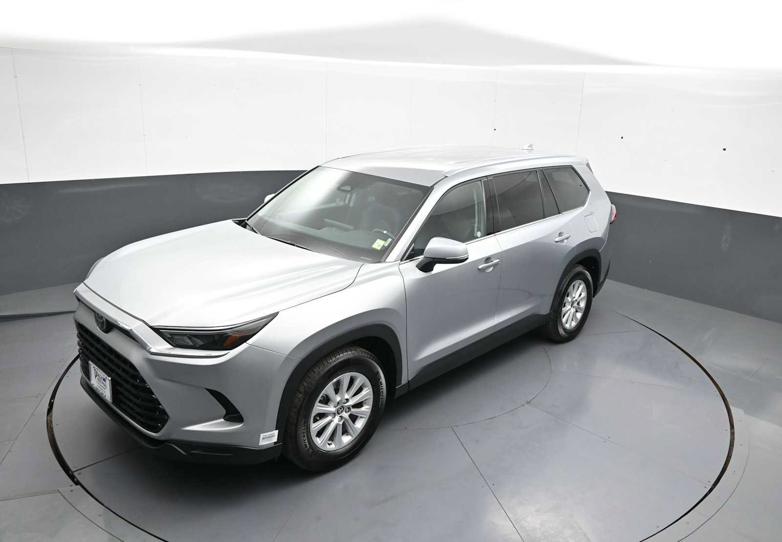 Certified 2025 Toyota Grand Highlander AWD image 36