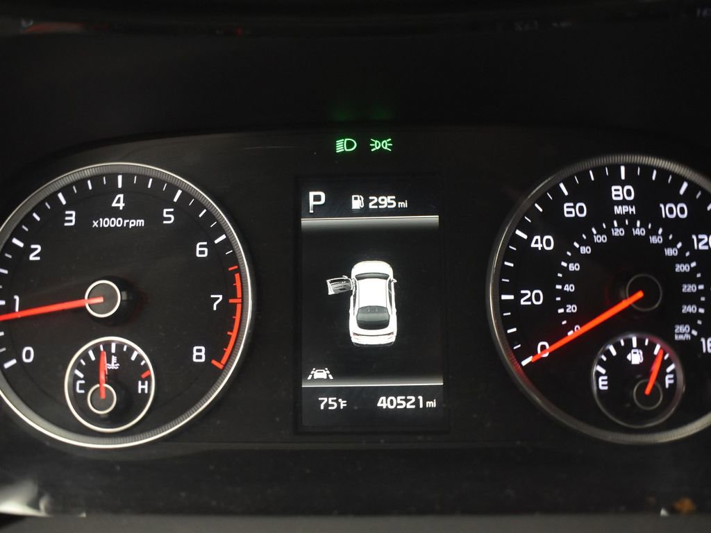 Used 2023 Kia K5 LXS image 12