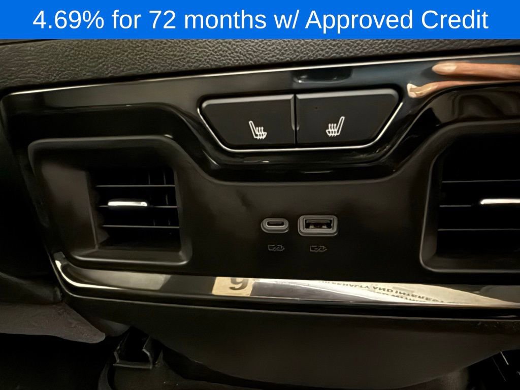 Used 2024 GMC Sierra 1500 AT4 w/ Technology Package image 12