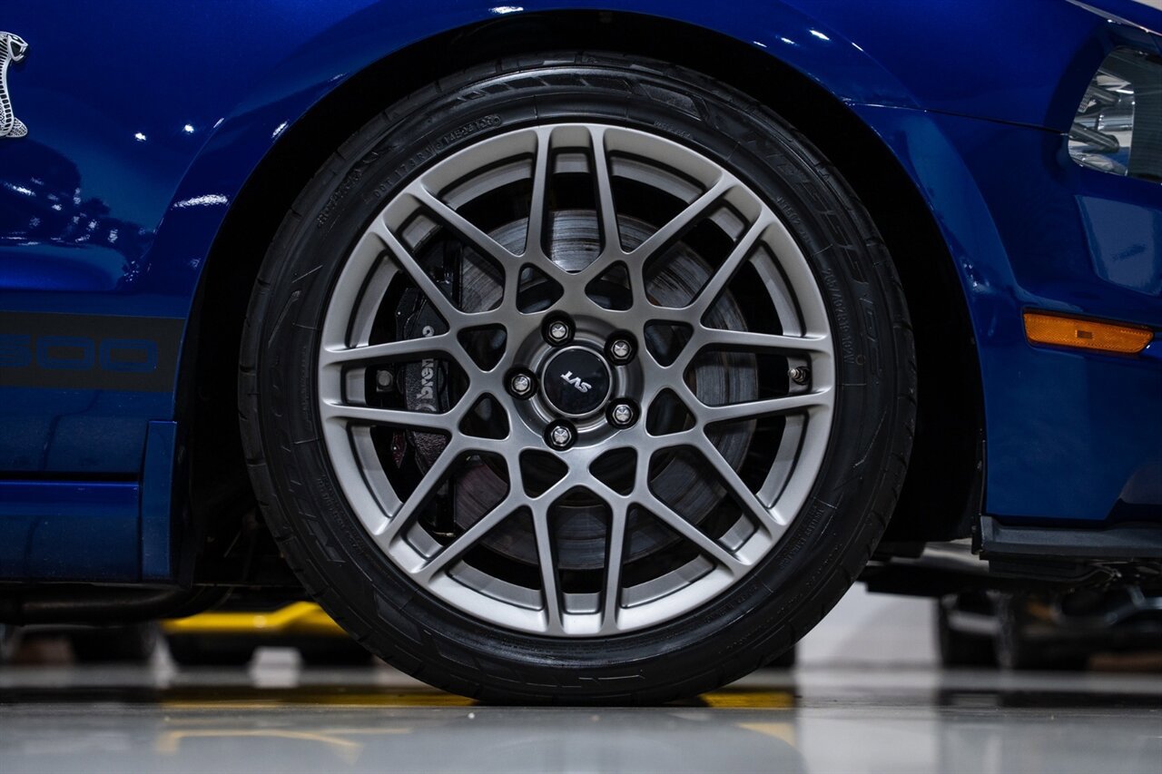 Used 2013 Ford Mustang Shelby GT500 RWD image 43