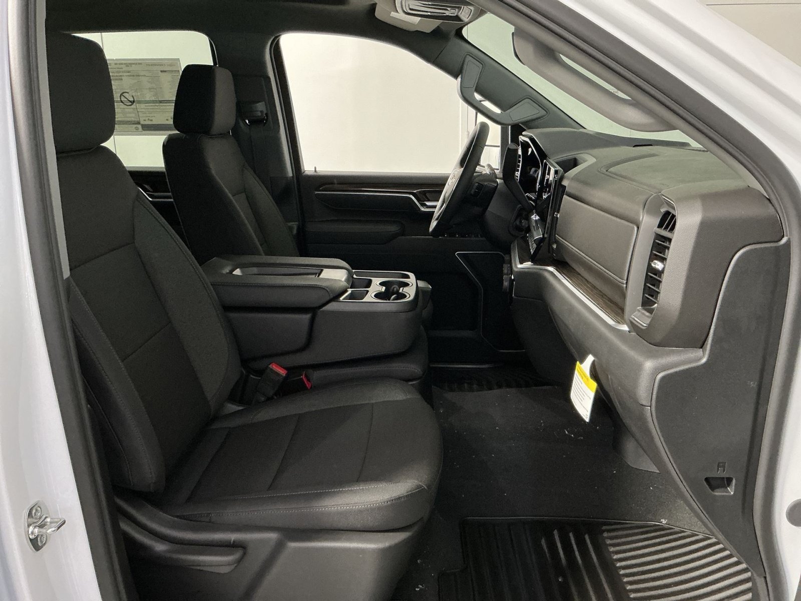 New 2026 Chevrolet Silverado 2500 LT w/ Snow Plow Prep/Camper Package AWD/4WD image 25