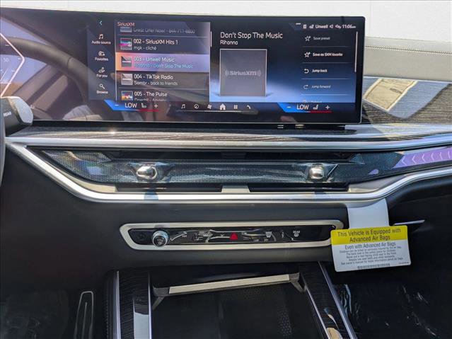 Used 2026 BMW X5 xDrive40i w/ M Sport Package AWD/4WD image 11