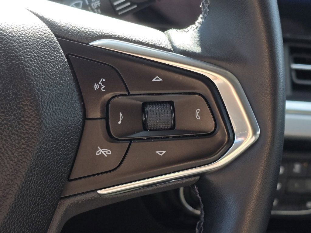 Used 2024 Chevrolet Trax LT w/ Driver Confidence Package image 24